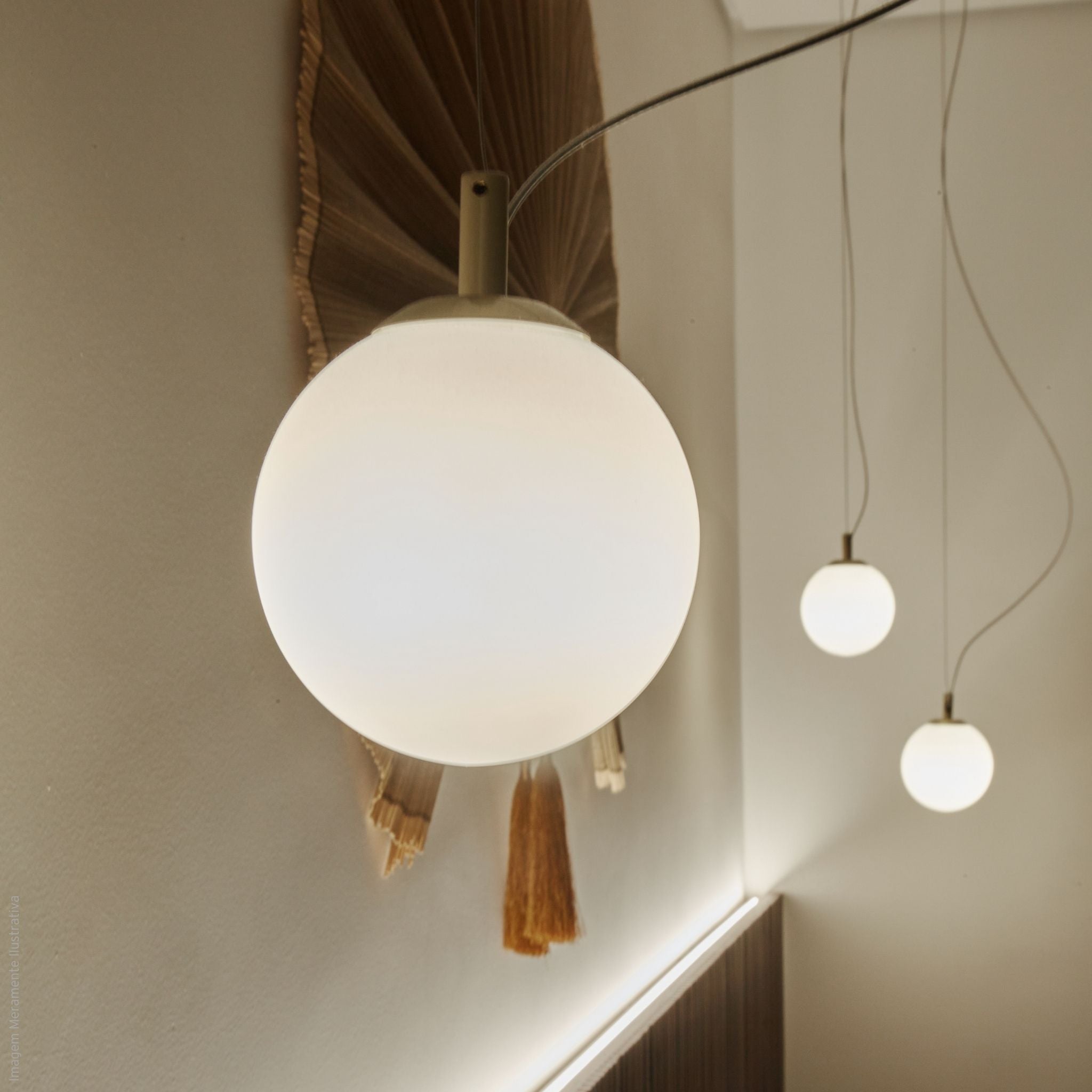 Lustre Amora