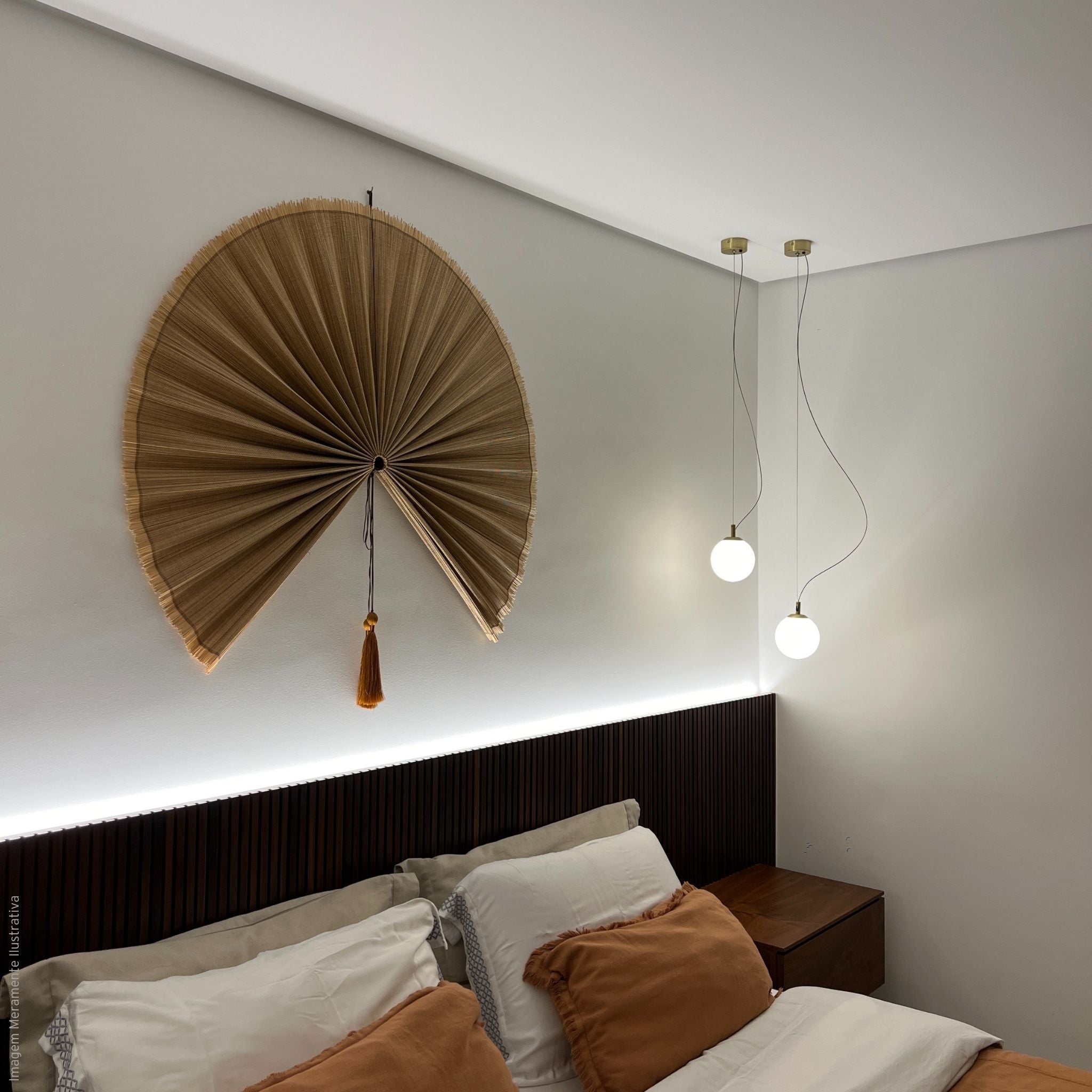 Lustre Amora