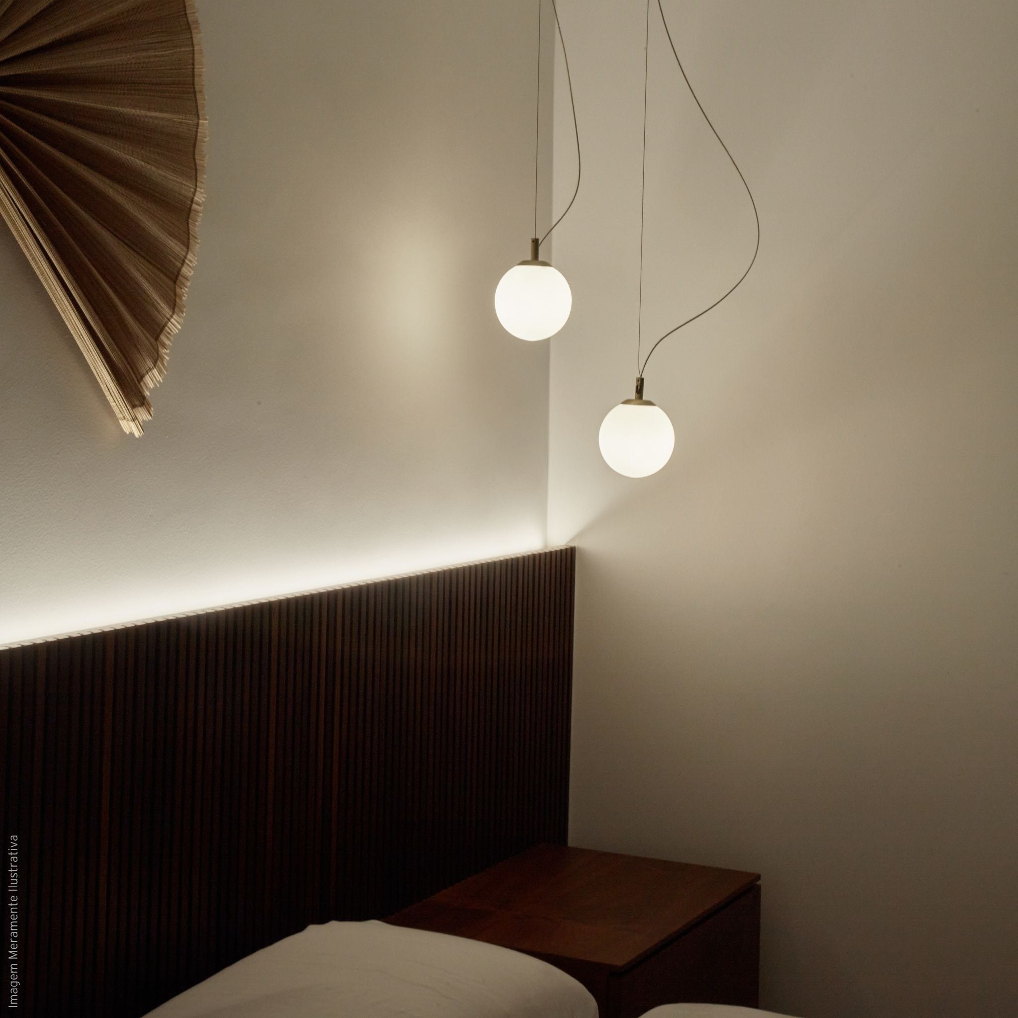 Lustre Amora